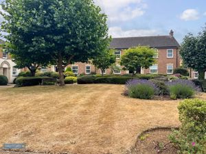 Communal Gardens- click for photo gallery